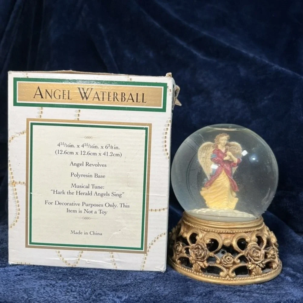 MUSICAL ANGEL WATERBALL  
